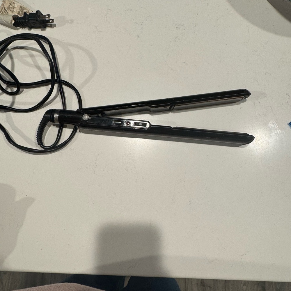 BaByliss Pro Hair Straightener